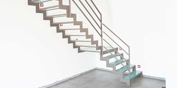 Trappen: voorbeeld van een metalen trap